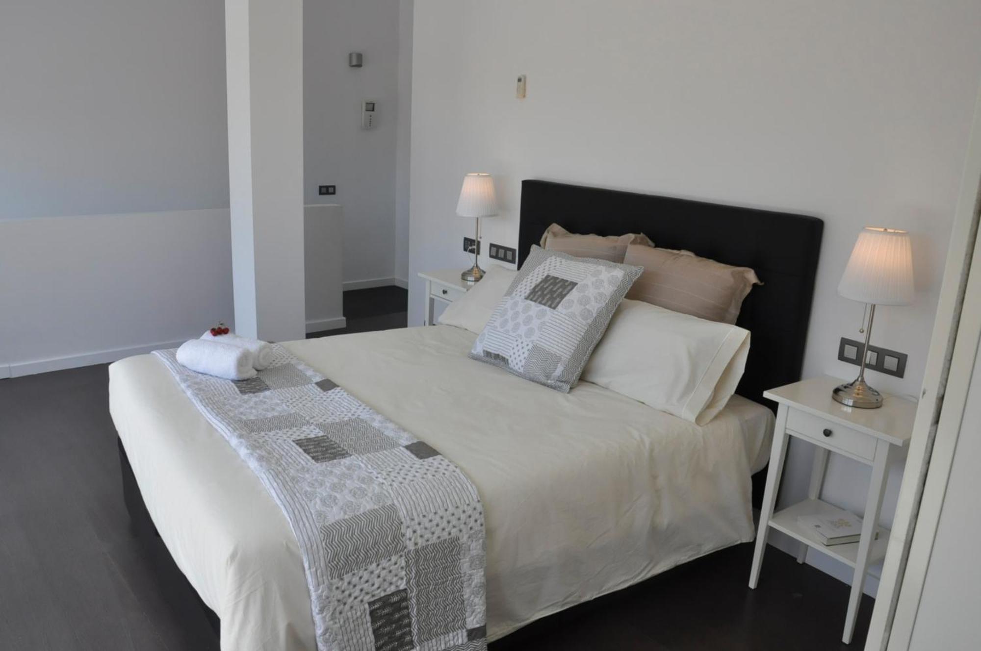 Apartament La Placeta Figueres المظهر الخارجي الصورة